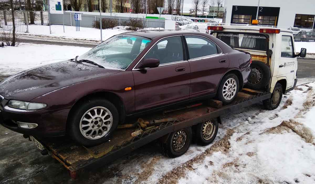 Эвакуация автомобиля MAZDA